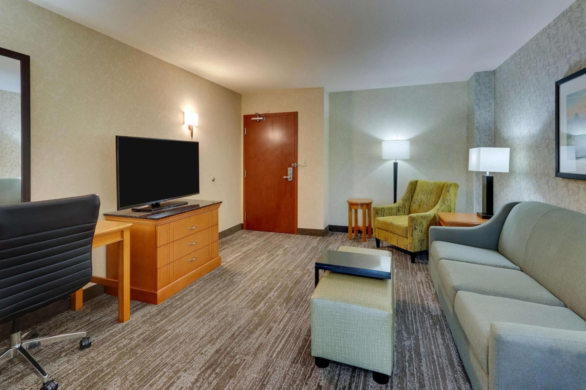 Drury Inn & Suites Orlando Near Universal Orlando Resort Eksteriør bilde