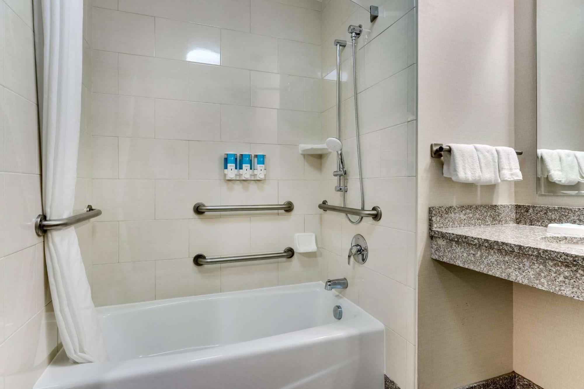 Drury Inn & Suites Orlando Near Universal Orlando Resort Eksteriør bilde